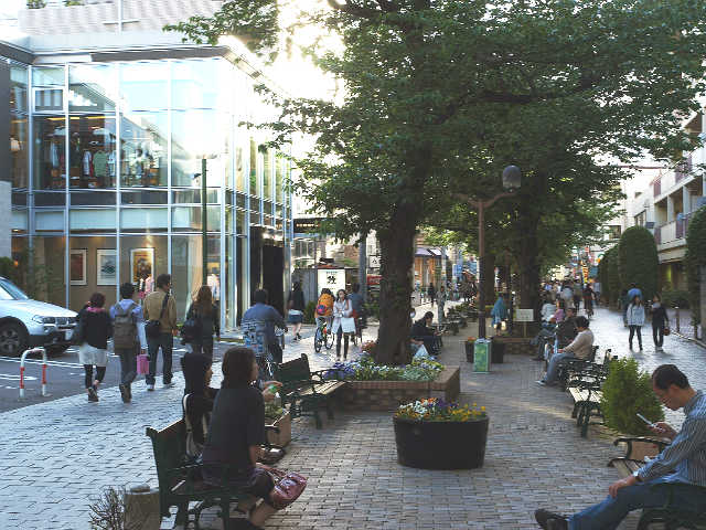 自由が丘駅周辺の風景です。|ピアノサロン自由が丘